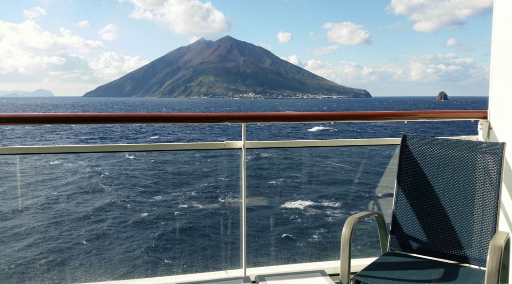 balcony view stromboli