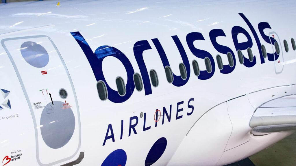 brussels airlines aviation plane