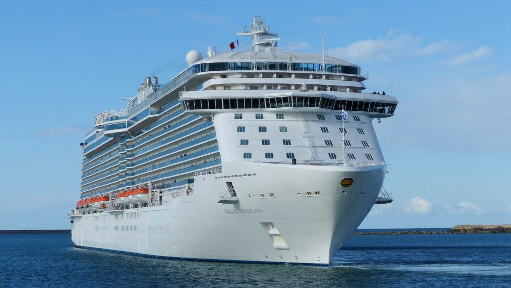 cruise ship