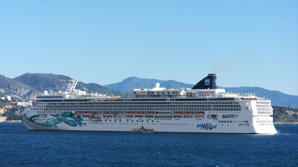 norwegian cruise line ship
