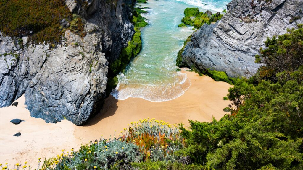 portugal strand